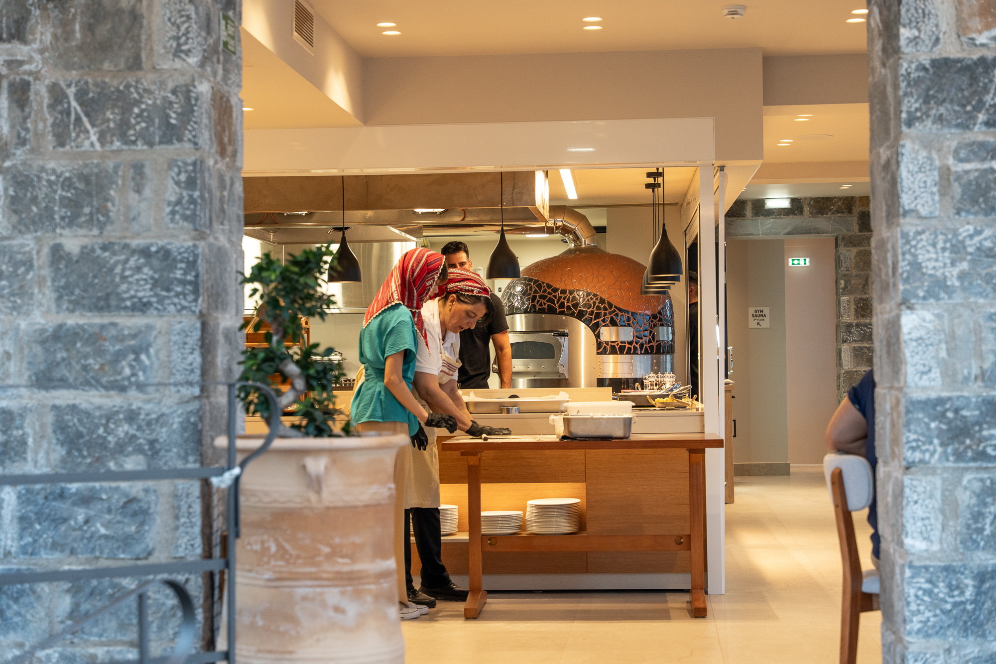 Open kitchen with wood oven